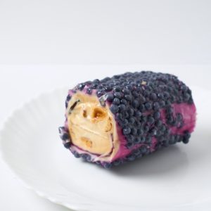 Рахат лукум с пастой из фундука с ежевикой — изображение 1